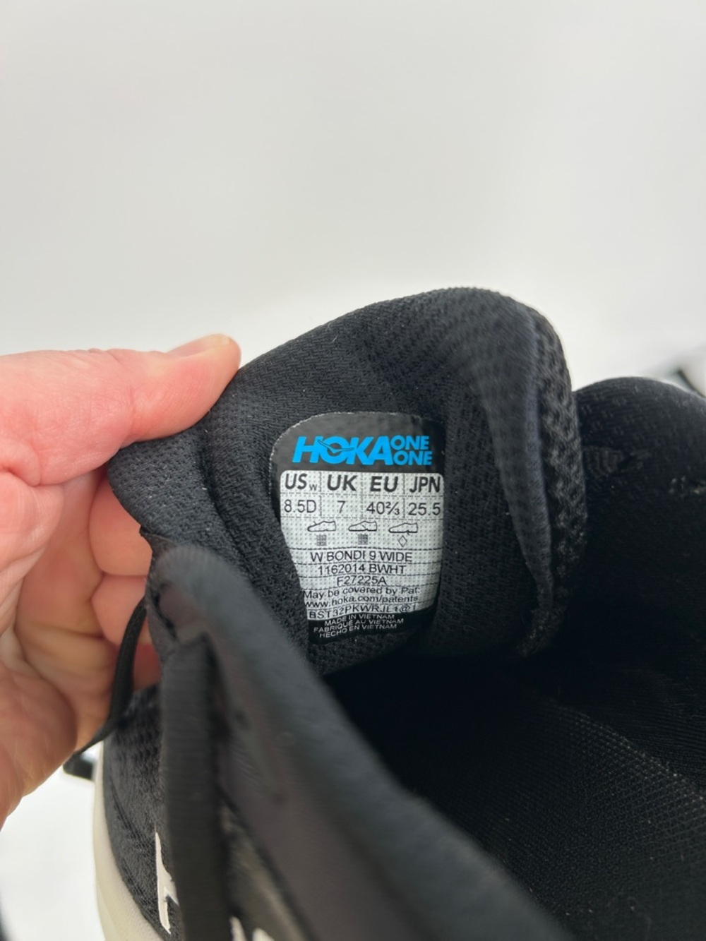 Hoka Bondi 9 Shoes Size 8.5 WIDE WIDTH Black White Running Sneakers Cushioned - Picture 6 of 13